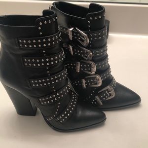 Steve Madden Boots